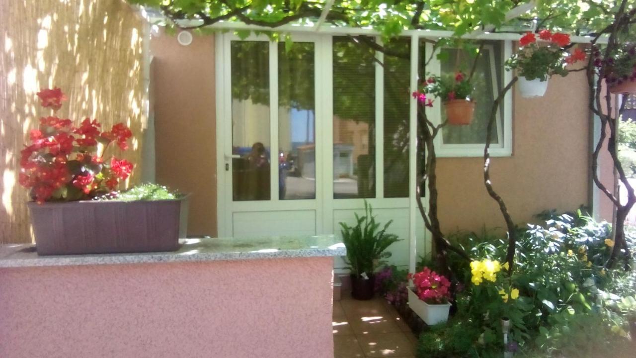 Apartman Tihana Crikvenica Esterno foto